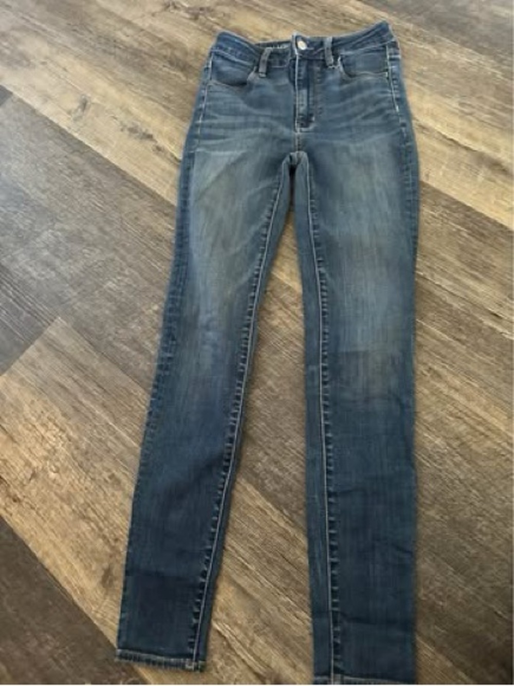American Eagle Outfitters Skinny Jeans in Faded Blue